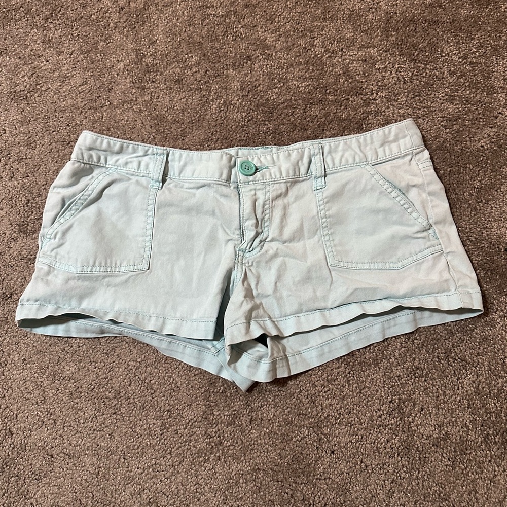 MissimoSupplyCo woman’s Khaki shorts light blue